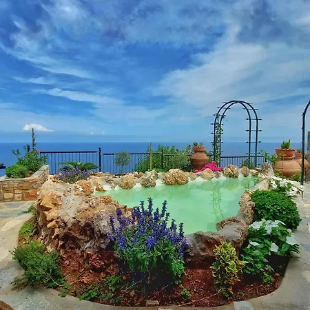 To Giataki Tou Pappou Appartamento *