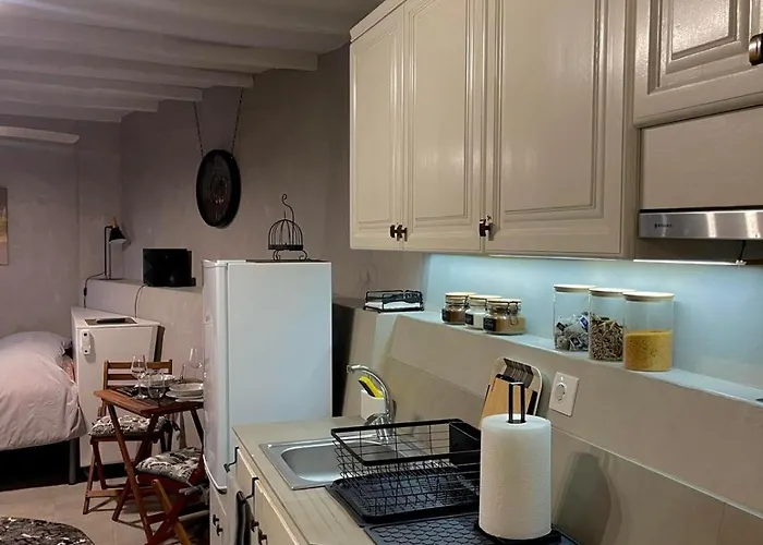 To Giataki Tou Pappou Apartment *