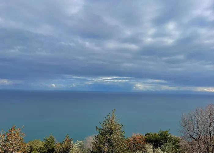 To Giataki Tou Pappou Apartment *